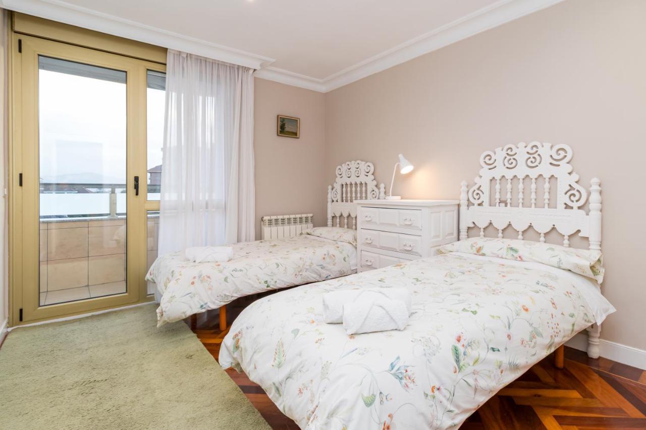 Apartamento Luminoso Cerca Playa Sardinero Con Parking Privado 桑坦德 外观 照片