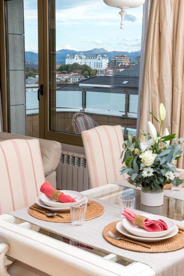 Apartamento Luminoso Cerca Playa Sardinero Con Parking Privado 桑坦德 外观 照片