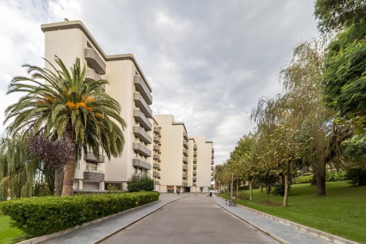 Apartamento Luminoso Cerca Playa Sardinero Con Parking Privado 桑坦德 外观 照片